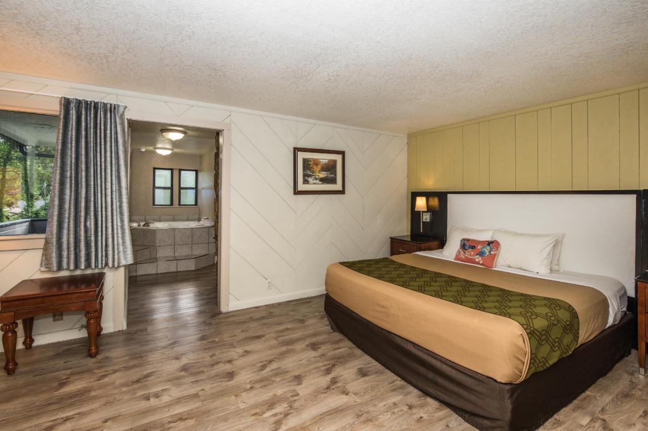 Chalet Inn ガトリンバーグ エクステリア 写真
