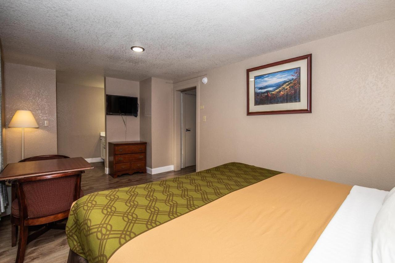Chalet Inn ガトリンバーグ エクステリア 写真