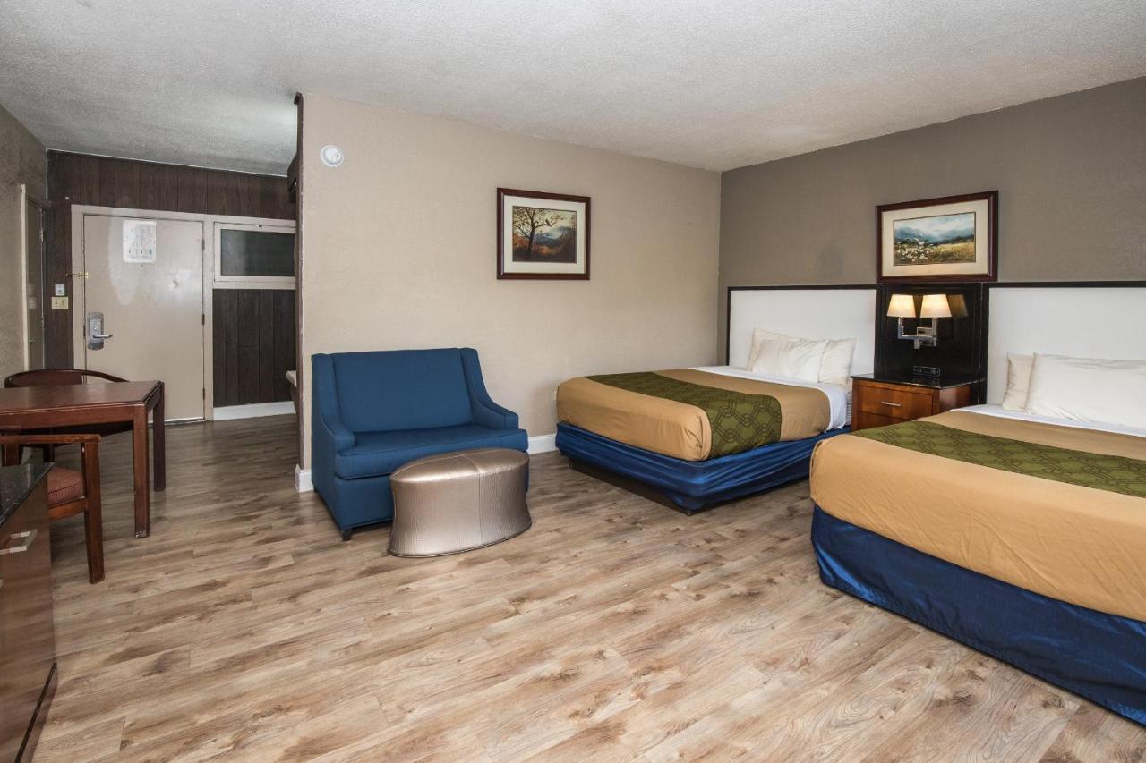 Chalet Inn ガトリンバーグ エクステリア 写真