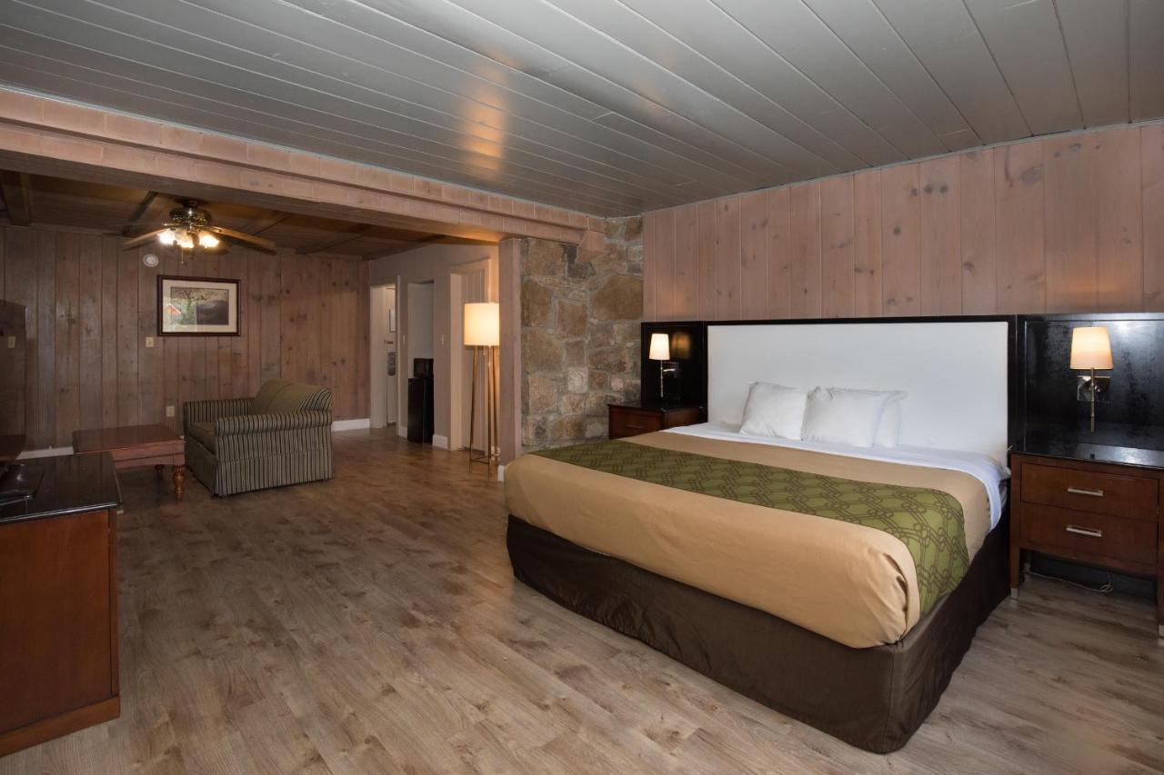 Chalet Inn ガトリンバーグ エクステリア 写真